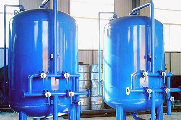 對多介質過濾器的品牌進行選擇時要看哪些因素 對多介質過濾器的品牌進行選擇時要看哪些因素